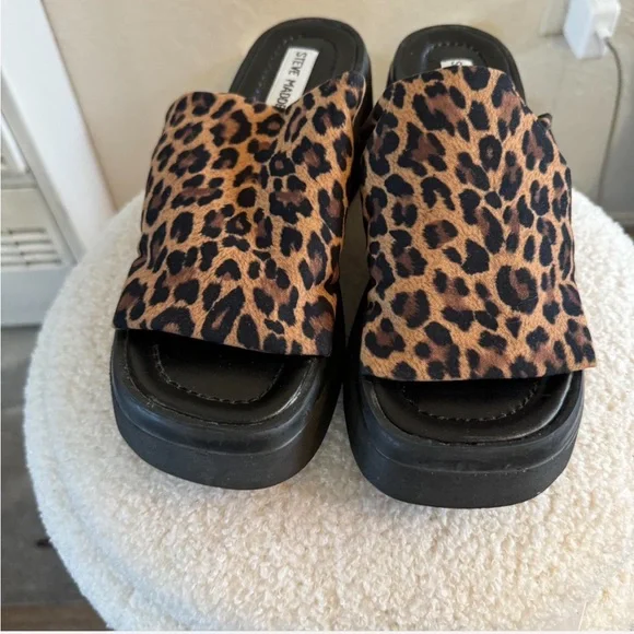 Steve Madden y2k leopard print platform slides 7 - Picture 2 of 7